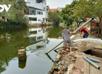 Gần 100 hộ dân ở Long Biên, Hà Nội phản đối việc lấp hồ, phân lô bán đất